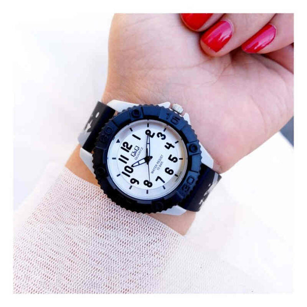 Q&Q Watch by Citizen VQ96J013Y Kids Analog Watch with Black Rubber Strap