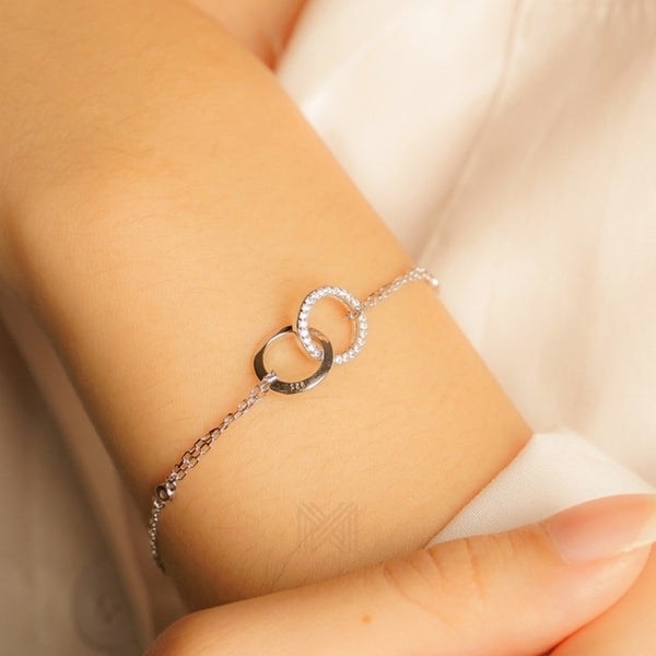 MILLENNE Made For The Night Links Cubic Zirconia Silver Bracelet with 925 Sterling Silver